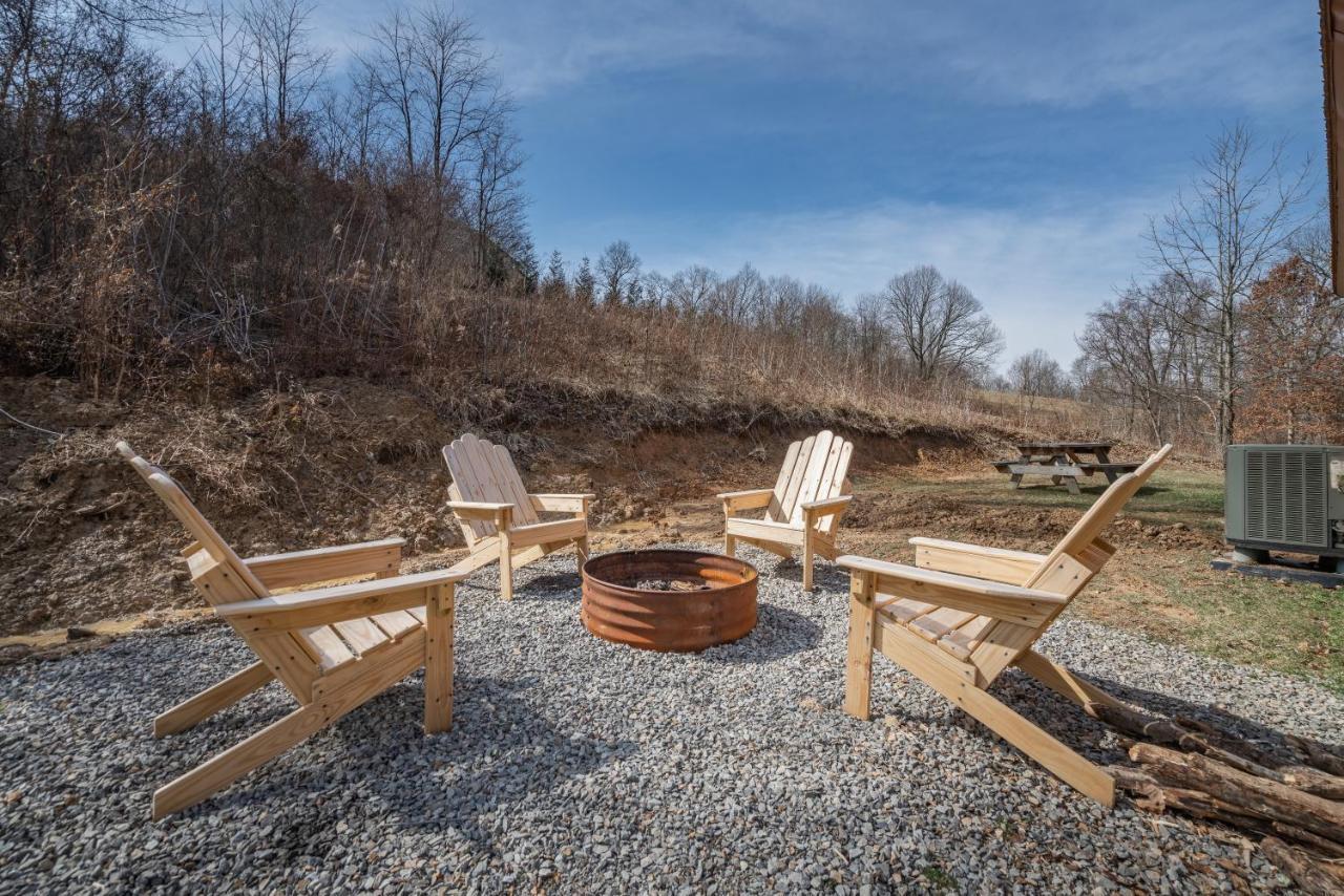 Family Friendly ~ Hocking Hills Cabin ~ Close To Caves, W/Wifi South Bloomingville Eksteriør bilde